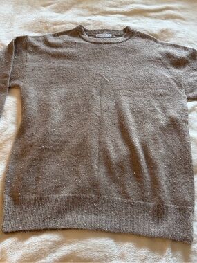 Women's Crewneck Sweater in Brown - Unbranded
